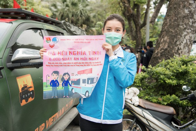 Á hậu Huyền My tặng suất ăn tiếp sức chống dịch COVID-19 - Ảnh 7. Á hậu Huyền My tặng suất ăn tiếp sức chống dịch COVID-19 - Ảnh 7.