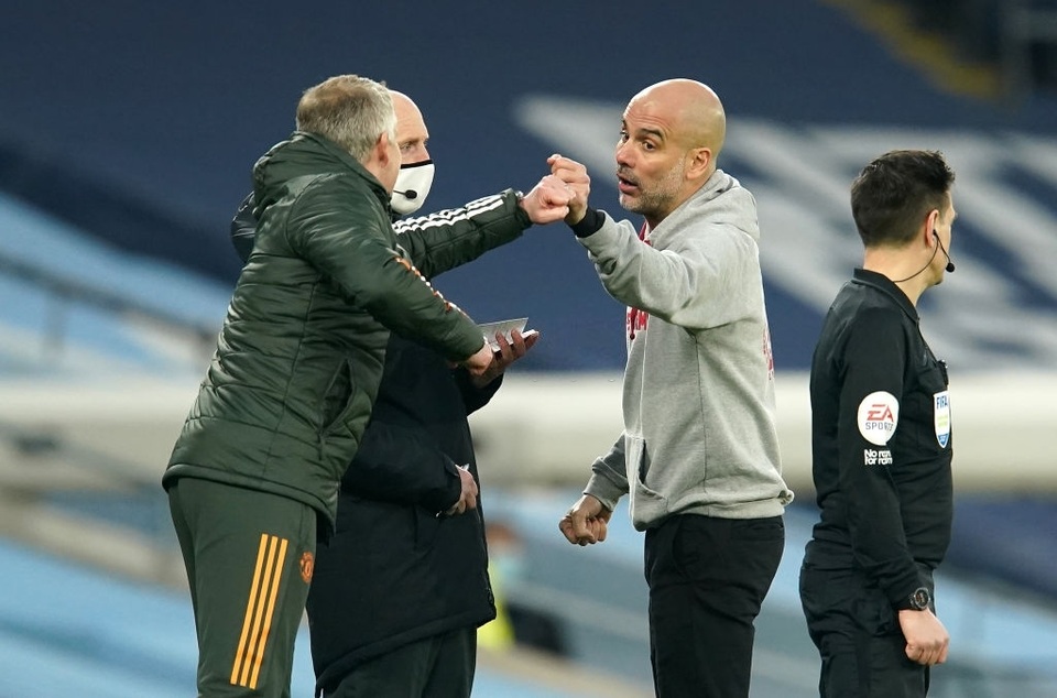 Man Utd chặt đứt mạch toàn thắng 21 trận của Man City - 15 Man Utd chặt đứt mạch toàn thắng 21 trận của Man City - 15