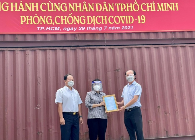 Hơn 2.149 tỷ đồng  ủng hộ TP. Hồ Chí Minh phòng, chống dịch - Ảnh 1.