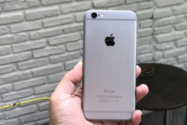 iPhone 6 về giá 5 triệu đồng, hút khách hơn iPhone 8