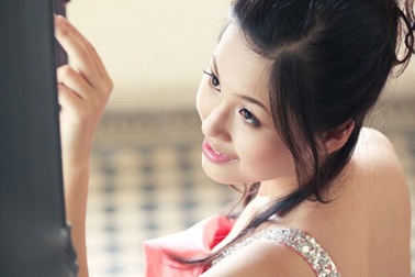 Hoa khôi 9x càng ngắm càng quyến rũ