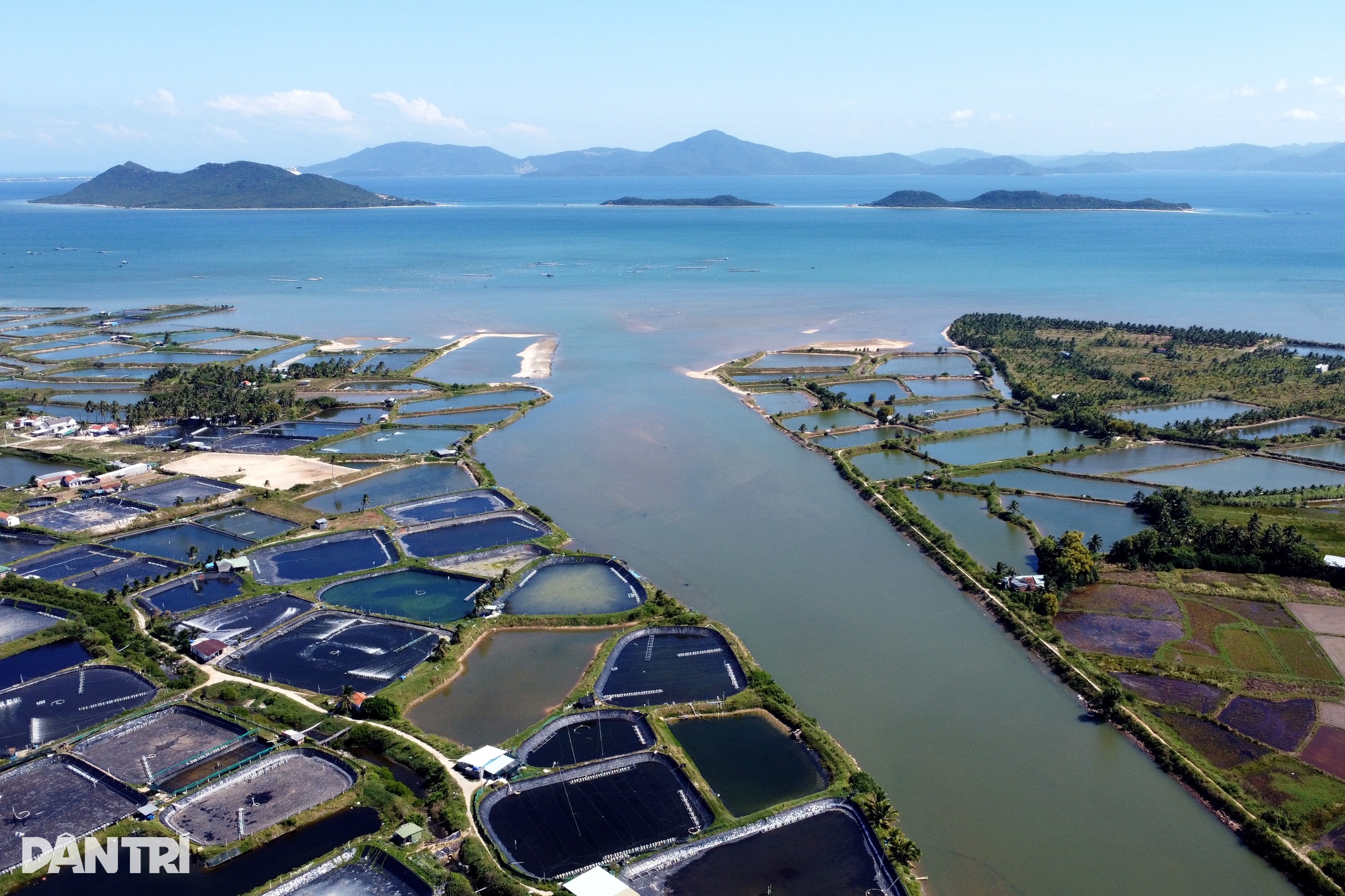 Khu vực đề xuất làm sân bay 7.000 tỷ đồng ở Vân Phong - 4 Khu vực đề xuất làm sân bay 7.000 tỷ đồng ở Vân Phong - 4