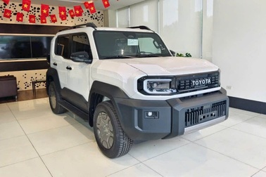 Nguồn cung Toyota Land Cruiser FJ dự kiến cải thiện từ cuối tháng 8