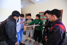 Sinh viên hoang mang vì bằng tốt nghiệp có những “thông tin lạ”