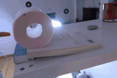 Clip: Màn lấy nước rửa tay cầu kỳ nhất từng thấy