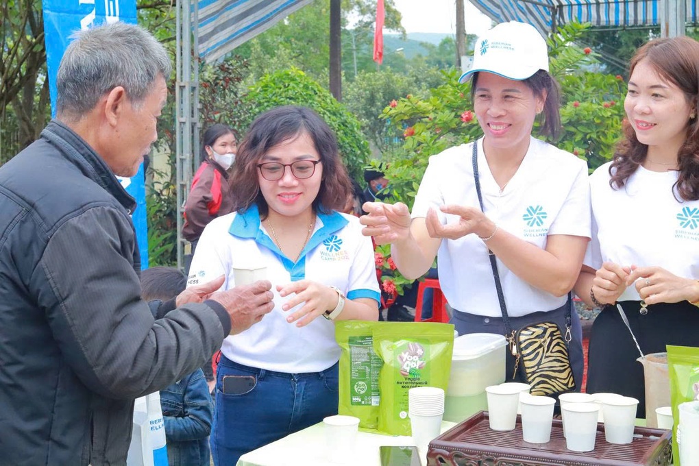 Siberian Wellness đồng hành cùng chương trình khám sức khỏe miễn phí tại Hà Tĩnh - 4 Siberian Wellness đồng hành cùng chương trình khám sức khỏe miễn phí tại Hà Tĩnh - 4