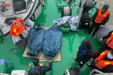 Phát hiện 2 thi thể mắc kẹt trong tàu chìm ở vịnh Hạ Long