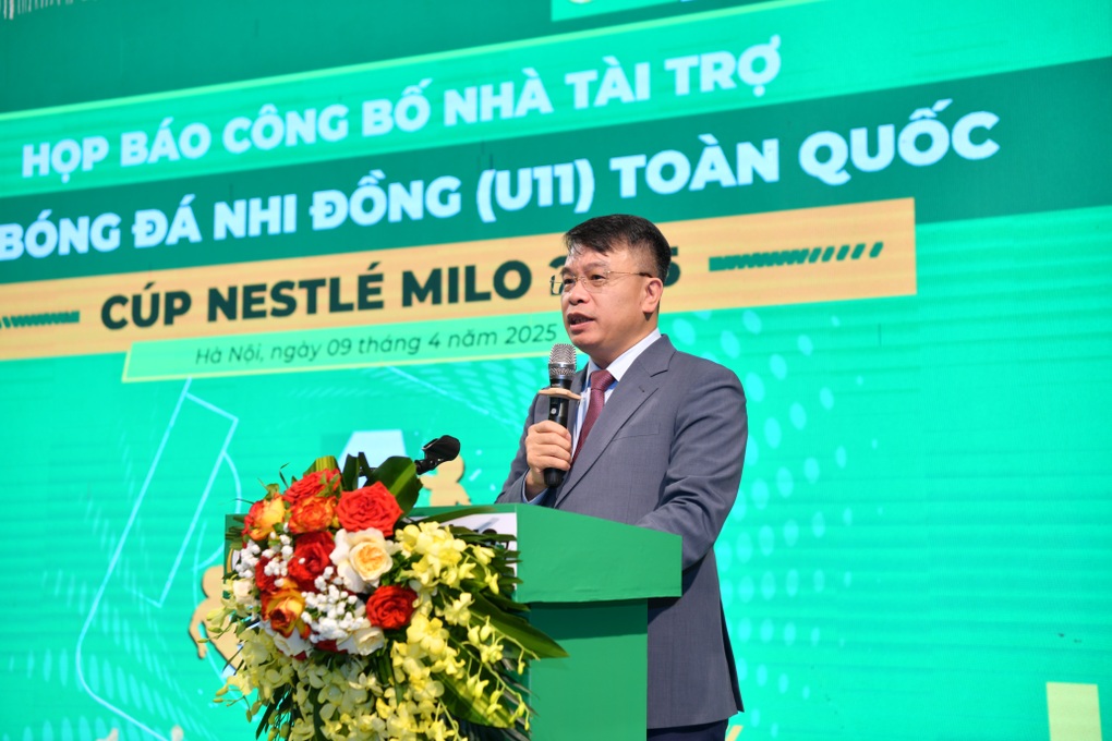 От школьной площадки до первых взрослых уроков детей - 3 Từ sân chơi học đường đến những bài học trưởng thành đầu đời của trẻ - 3