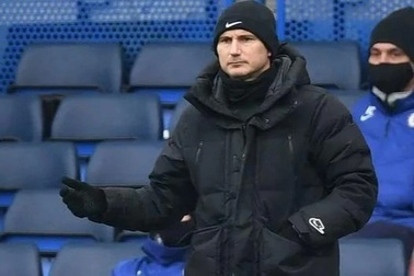 "Gã nhà giàu" Newcastle bất ngờ muốn chiêu mộ HLV Frank Lampard