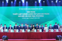 Hà Nội thiết lập hành lang an toàn du lịch với nhiều địa phương