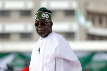 Nigeria triệu hồi đại sứ khắp thế giới về nước