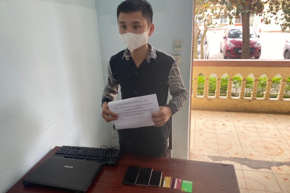 Chiếm đoạt cả trăm triệu đồng bằng thủ đoạn lừa bán kit test - 1 Chiếm đoạt cả trăm triệu đồng bằng thủ đoạn lừa bán kit test - 1