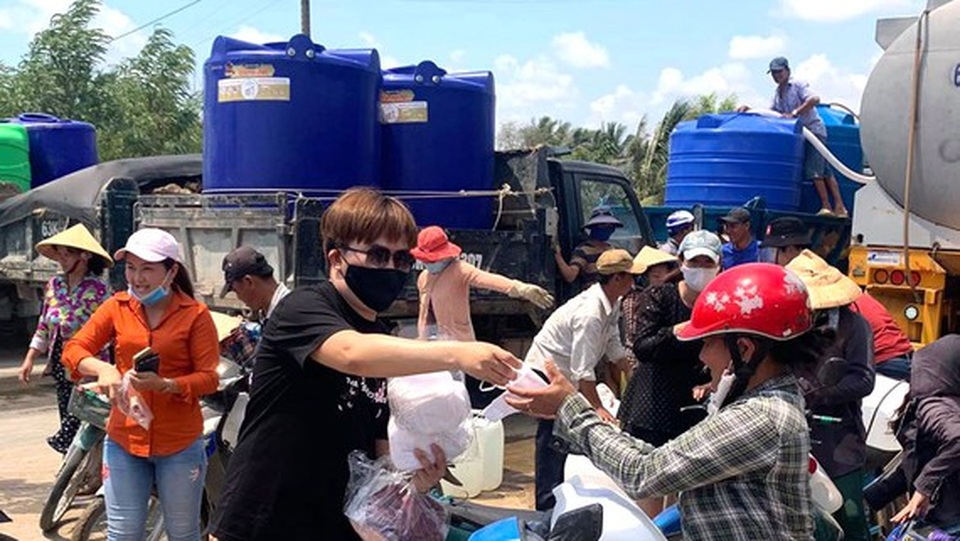 Đại Nghĩa: Sống để chia sẻ chứ không phải sống để ăn cho hết - 2 Đại Nghĩa: Sống để chia sẻ chứ không phải sống để ăn cho hết - 2