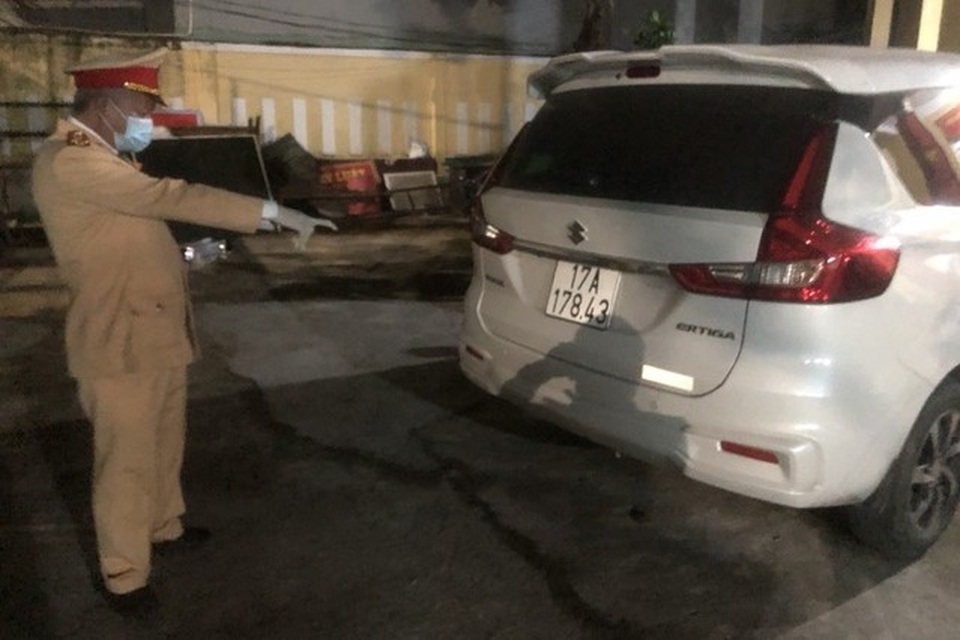 Hai người Trung Quốc trốn qua Quảng Ninh, di chuyển vào Đà Nẵng - 1 Hai người Trung Quốc trốn qua Quảng Ninh, di chuyển vào Đà Nẵng - 1