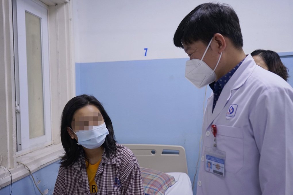 Căn bệnh khiến thiếu nữ 16 tuổi kích động, liên tục nghe tiếng nhạc bên tai - 2 Căn bệnh khiến thiếu nữ 16 tuổi kích động, liên tục nghe tiếng nhạc bên tai - 2
