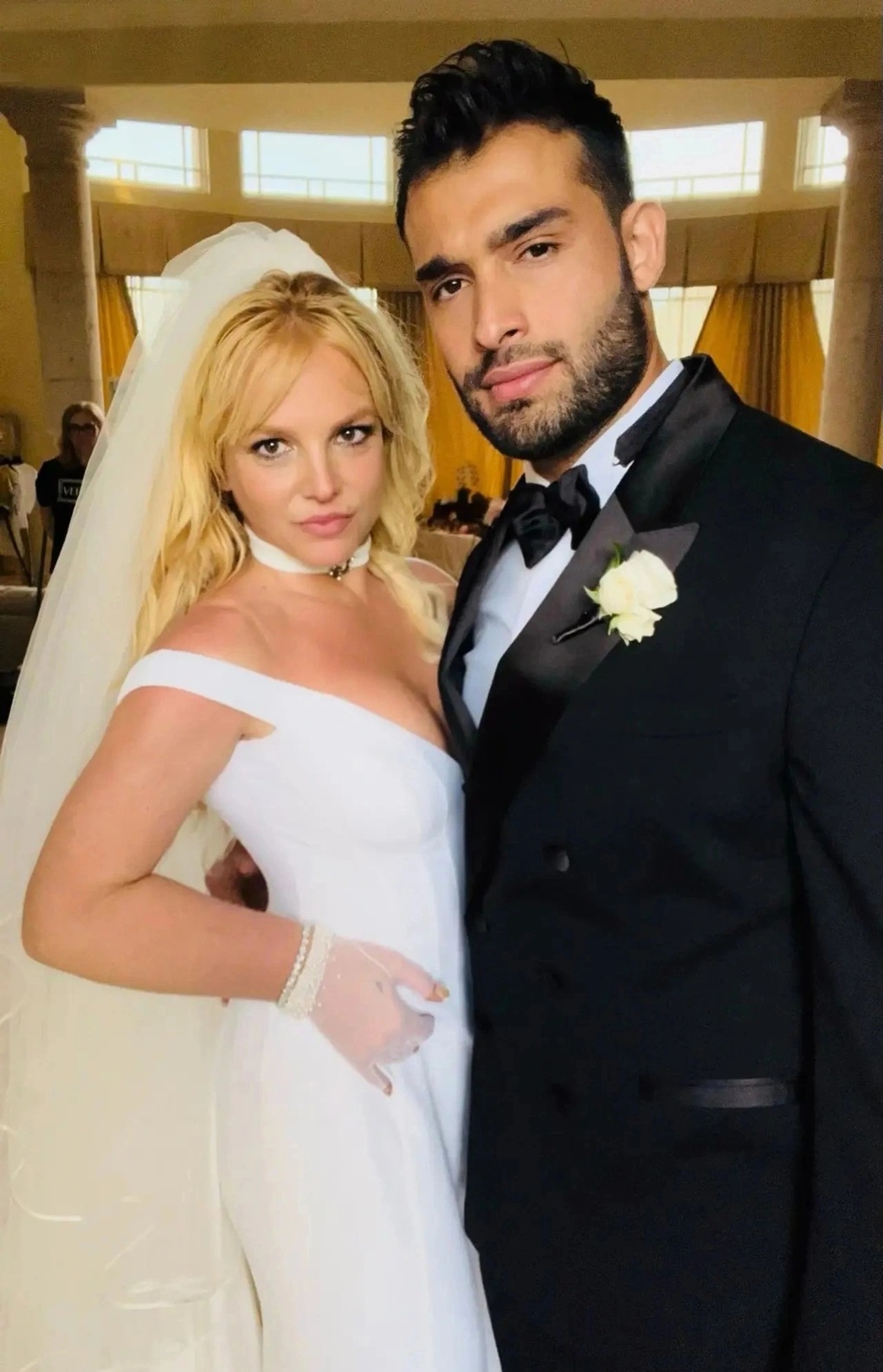 Britney Spears liên tục đăng ảnh khỏa thân: Con trai từ mặt, chồng... nản - 5 Britney Spears liên tục đăng ảnh khỏa thân: Con trai từ mặt, chồng... nản - 5