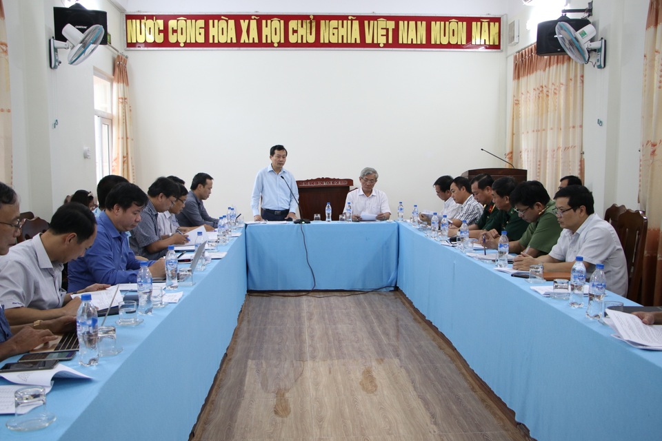 Quảng Ngãi: Lập phương án di dời 3.000 hộ dân ảnh hưởng mưa lũ - 3 Quảng Ngãi: Lập phương án di dời 3.000 hộ dân ảnh hưởng mưa lũ - 3