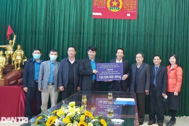 Tết đến sớm với 300 cựu thanh niên xung phong đặc biệt khó khăn