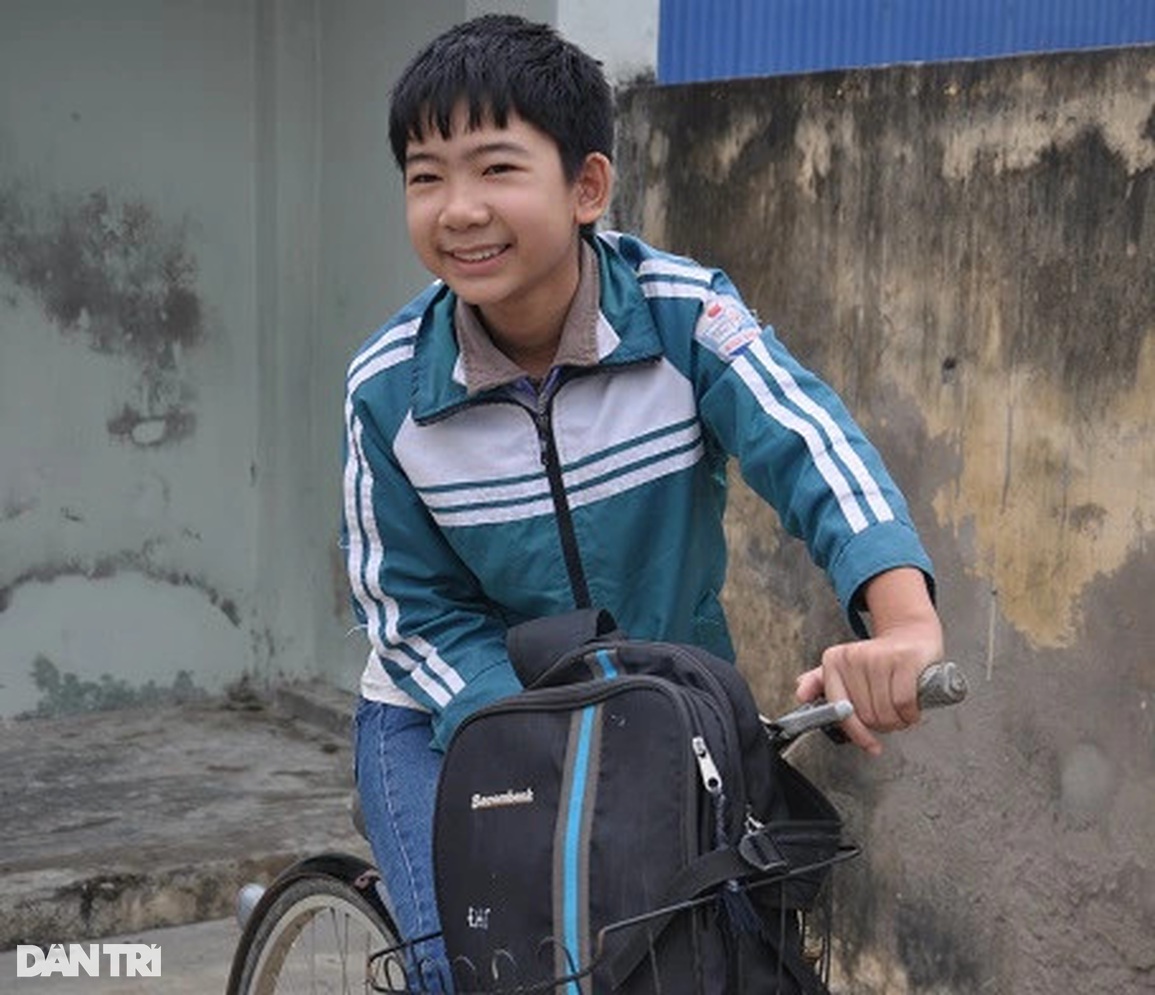Ân tình của bạn đọc Dân trí cứu rỗi em bé mồ côi, nuôi anh chị tâm thần - 5 Ân tình của bạn đọc Dân trí cứu rỗi em bé mồ côi, nuôi anh chị tâm thần - 5