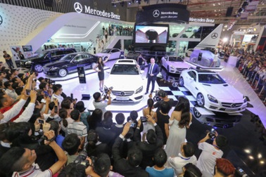 Thấy gì từ cuộc “đại hạ giá” ô tô tại Việt Nam?