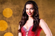 Vẻ đẹp bốc lửa của bạn gái vũ công của Dominic Thiem