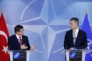NATO sẽ cử máy bay, tàu chiến giúp Ankara tăng cường quốc phòng