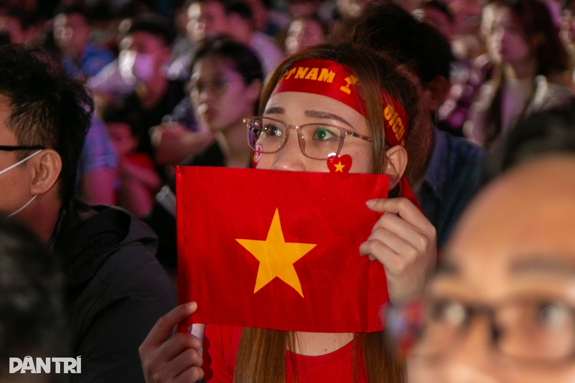 Đủ kiểu thất vọng của người hâm mộ sau trận thua của tuyển Việt Nam - 4 Đủ kiểu thất vọng của người hâm mộ sau trận thua của tuyển Việt Nam - 4