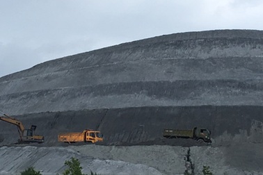 Ám ảnh với bãi thải thạch cao khổng lồ