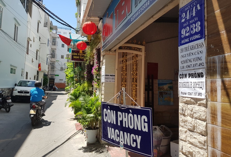 Nha Trang: Nhiều khách sạn đóng cửa, rao bán trong mùa dịch Covid-19 - 5 Nha Trang: Nhiều khách sạn đóng cửa, rao bán trong mùa dịch Covid-19 - 5