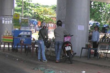 Nan giải hàng rong, quán cóc