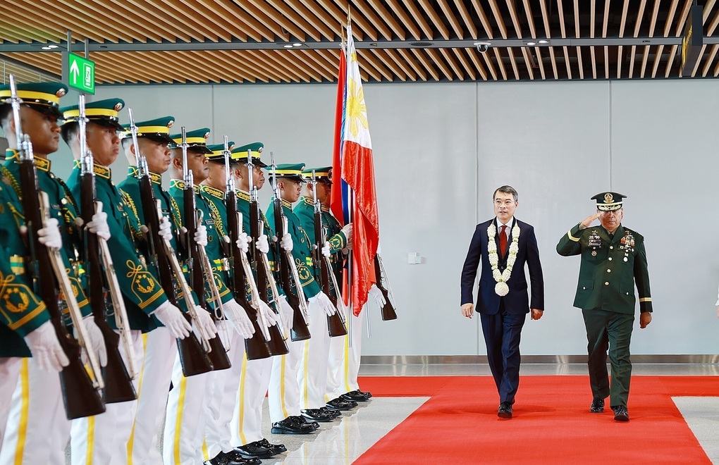 Thủ tướng Lê Minh Hưng đến Philippines dự Hội nghị Cấp cao ASEAN lần thứ 48 - 1 Thủ tướng Lê Minh Hưng đến Philippines dự Hội nghị Cấp cao ASEAN lần thứ 48 - 1