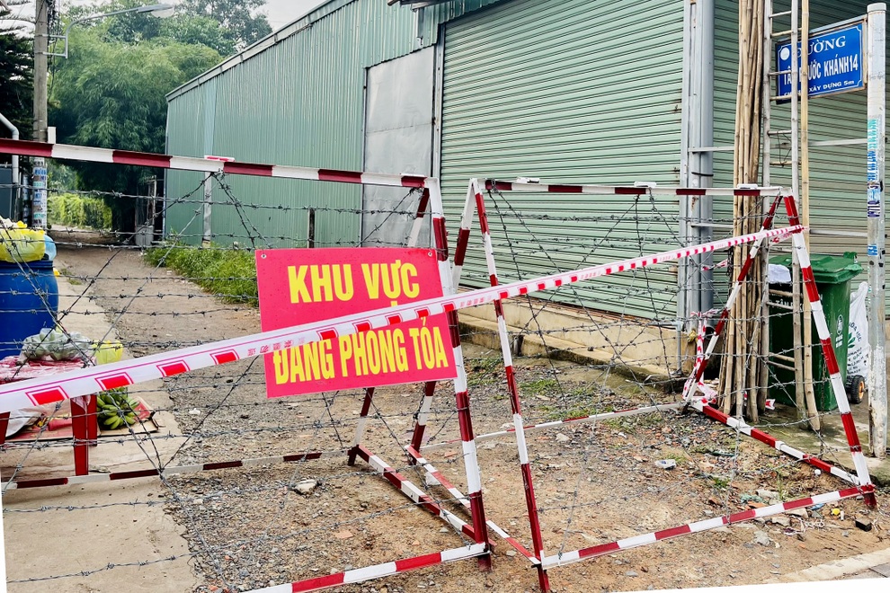 Bình Dương: Thêm 7 người dương tính với SARS-CoV-2 - 1 Bình Dương: Thêm 7 người dương tính với SARS-CoV-2 - 1