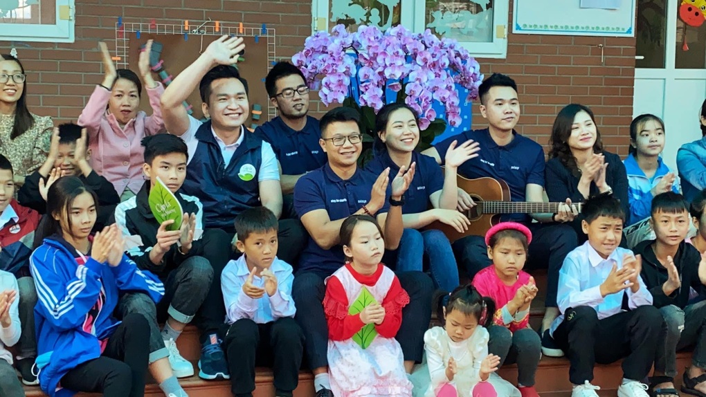 MC Hạnh Phúc: Thời gian tôi dành cho gia đình rất ít - 3 MC Hạnh Phúc: Thời gian tôi dành cho gia đình rất ít - 3