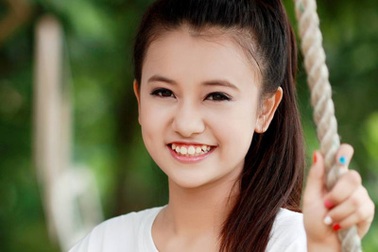 Nữ MC “Ong vàng” tuổi 16 nhí nhảnh bật mí chuyện nghề