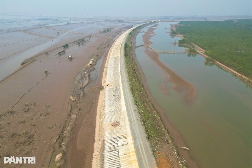 Tỉnh có bờ biển ngắn nhất Việt Nam, mỗi năm rộng thêm nhiều kilomet vuông - 1 Tỉnh có bờ biển ngắn nhất Việt Nam, mỗi năm rộng thêm nhiều kilomet vuông - 1