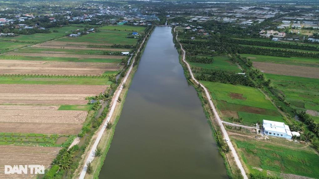 Hồ chứa nước ngọt lớn nhất miền Tây mặn vượt chuẩn - 1 Hồ chứa nước ngọt lớn nhất miền Tây mặn vượt chuẩn - 1