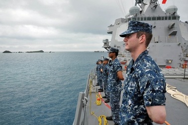 Nhật Bản bắt giữ nữ thủy thủ Hải quân Mỹ