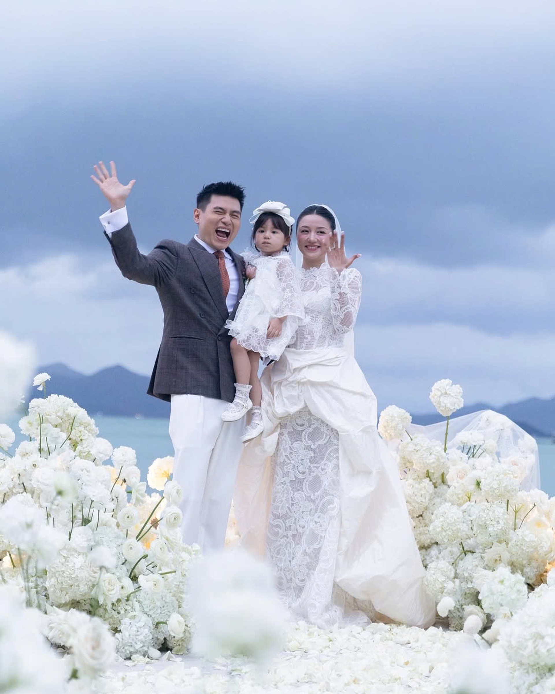 Hội bạn thân toàn hot girl Hà thành của Chi Pu, Salim giờ ra sao? - 12 Hội bạn thân toàn hot girl Hà thành của Chi Pu, Salim giờ ra sao? - 12