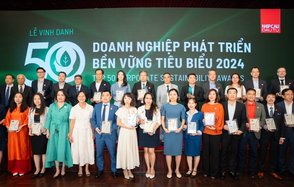 PNJ hai lần lập hat-trick ESG tại giải thưởng phát triển bền vững - 2 PNJ hai lần lập hat-trick ESG tại giải thưởng phát triển bền vững - 2