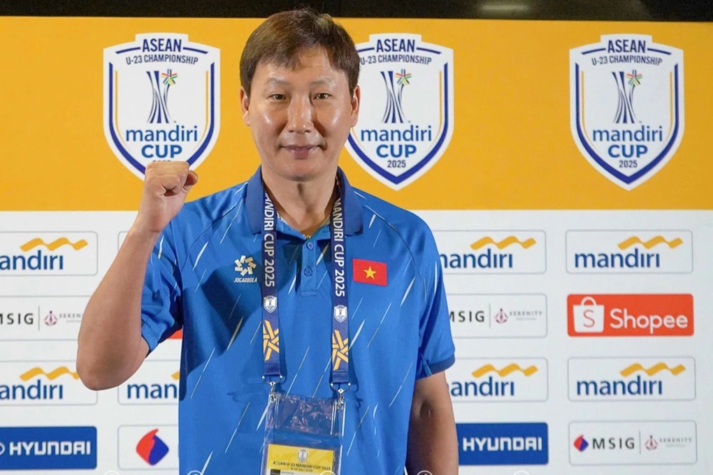 HLV Kim Sang Sik đặt mục tiêu vô địch giải U23 Đông Nam Á 2025 - 1 HLV Kim Sang Sik đặt mục tiêu vô địch giải U23 Đông Nam Á 2025 - 1