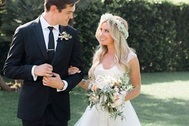 Ashley Tisdale bí mật lên xe hoa