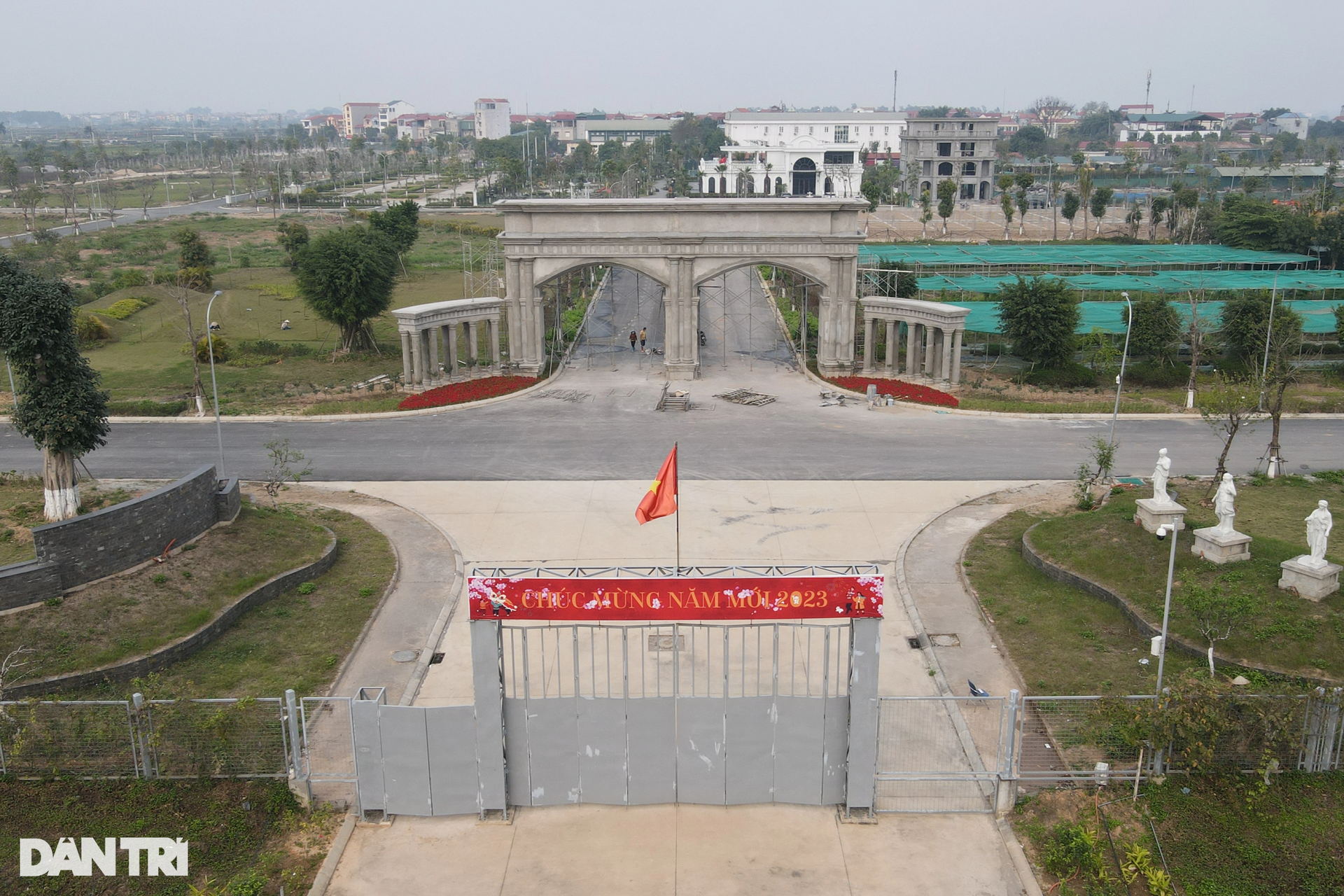 Sau 15 năm được tạm giao đất, dự án khu đô thị CEO Mê Linh giờ thế nào? - 1 Sau 15 năm được tạm giao đất, dự án khu đô thị CEO Mê Linh giờ thế nào? - 1