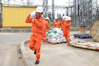 EVNNPT chủ động giữ an toàn truyền tải điện trước diễn biến thời tiết bất thường