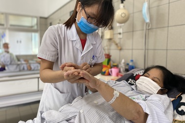 Bỗng dưng tích tụ mỡ ở bụng coi chừng bệnh nguy hiểm