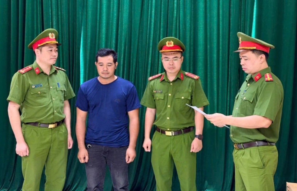 Giám đốc cùng hai kế toán bị khởi tố vì mua bán trái phép hóa đơn - 1