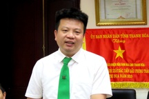 Tài xế taxi cứu cô gái trẻ nhảy cầu có lần suýt bị đánh oan khi giúp người