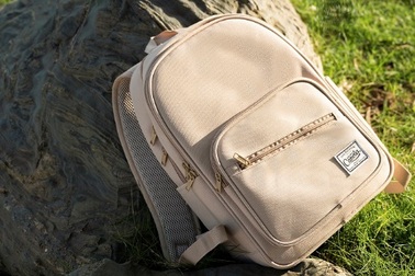 Camelia Brand và hành trình chinh phục thị trường phụ kiện