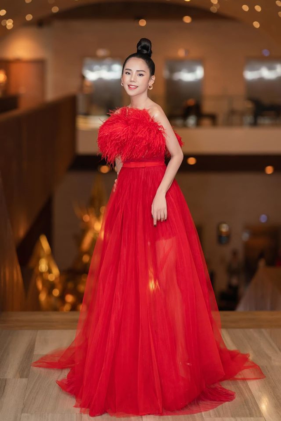 Giọng ca triệu view Hương Ly: “Vợ chồng tôi từng phải xin bố mẹ từ cái nồi” - 7 Giọng ca triệu view Hương Ly: “Vợ chồng tôi từng phải xin bố mẹ từ cái nồi” - 7