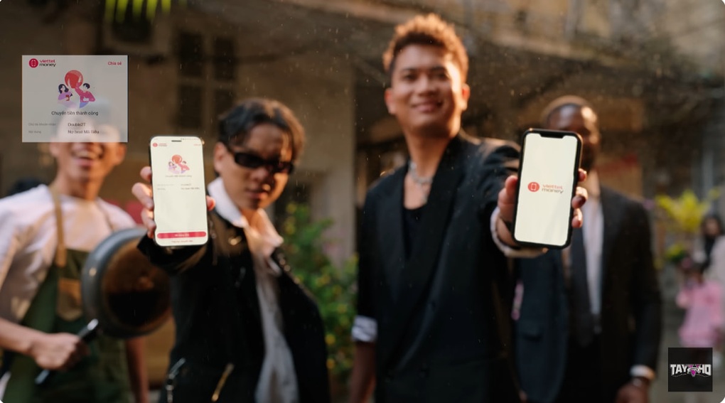 MV Về nhà ăn Tết 2 thu hút người xem nhờ phong cách hài hước - 4 MV Về nhà ăn Tết 2 thu hút người xem nhờ phong cách hài hước - 4