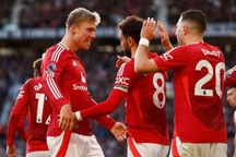 Garnacho, Hojlund giúp Man Utd ngược dòng thắng Brentford